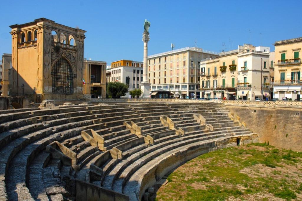 Piazza Duomo B&B Lecce Bagian luar foto