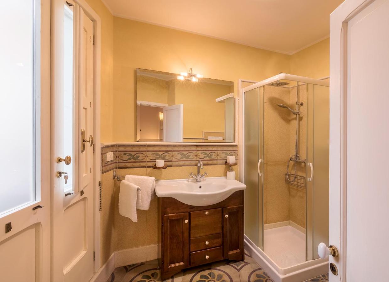 Piazza Duomo B&B Lecce Bagian luar foto